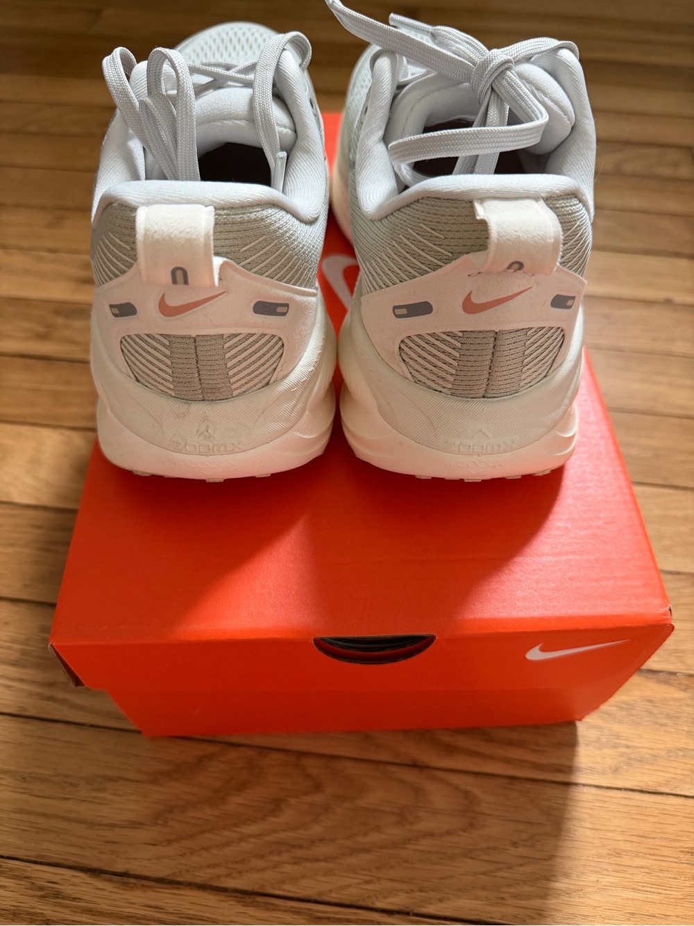 Nike Women’s Vomero Running Sneakers - Picture 3 of 6